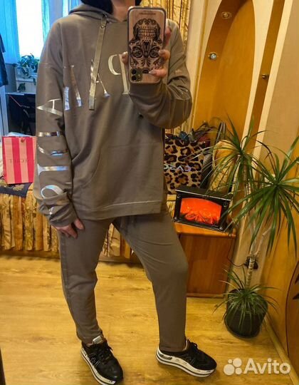 Женский костюм двойка вискоза Vea Monari новый