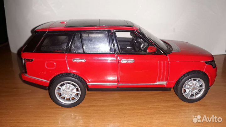 Модель Land Rover Range Rover