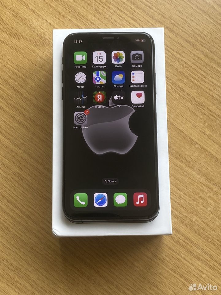 iPhone Xs, 64 ГБ