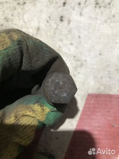 Болт колесный Renault Scenic III (2009—2012)