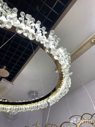 Люстра потолочная. Люстра подвесная кольцо