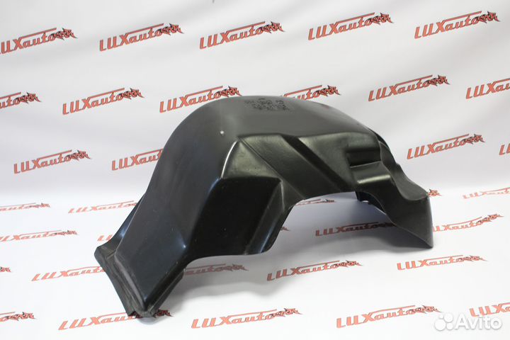 Подкрылки передние Волга 31105