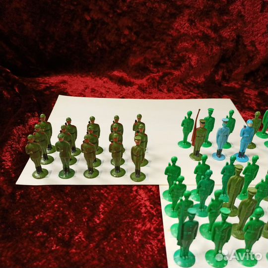 Солдатики столбики Рига советские