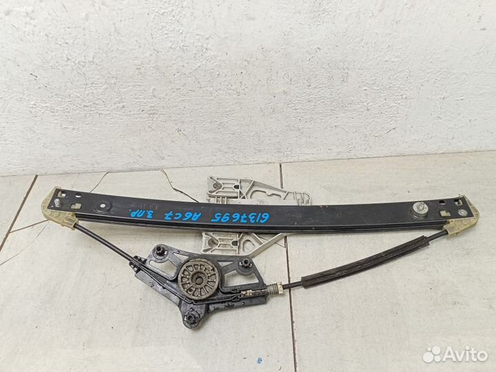 Стеклоподъемник электрический задний правый