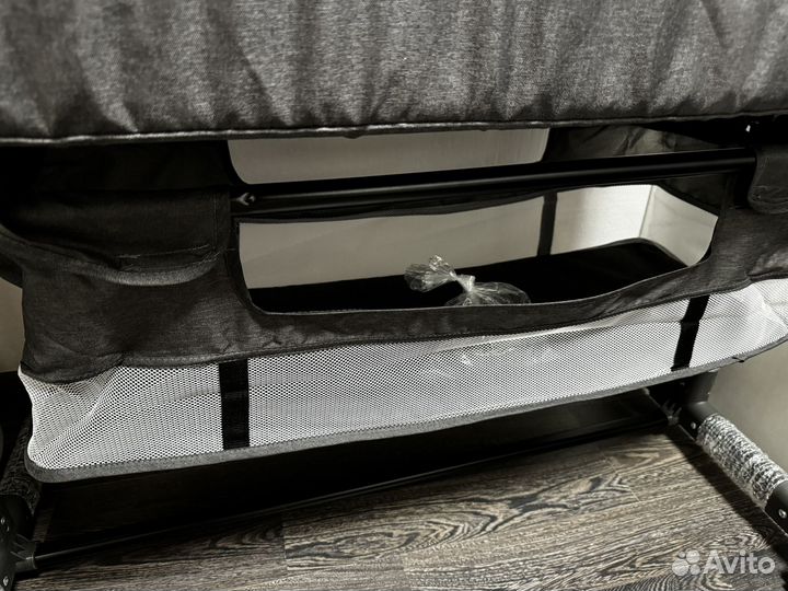 Кроватка для новорожденных приставная