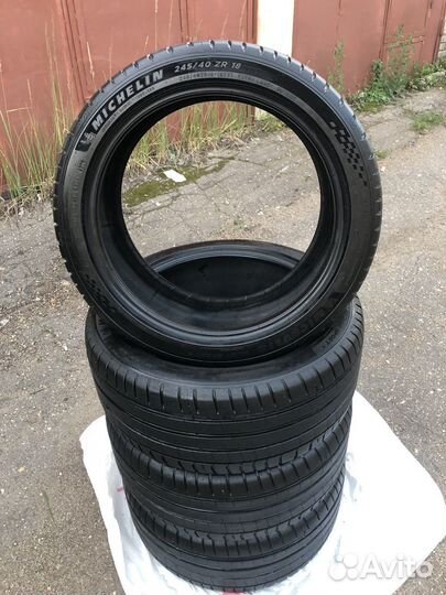 Michelin Pilot Sport 5 245/40 R18 97Y