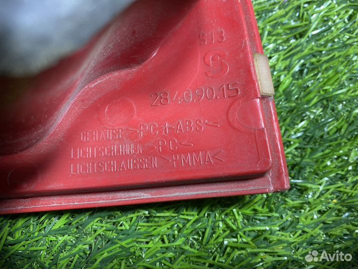 Фонарь задний Volkswagen Passat B5