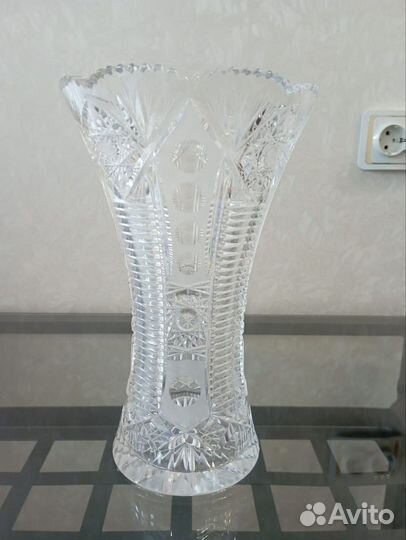 Хрустальные вазы