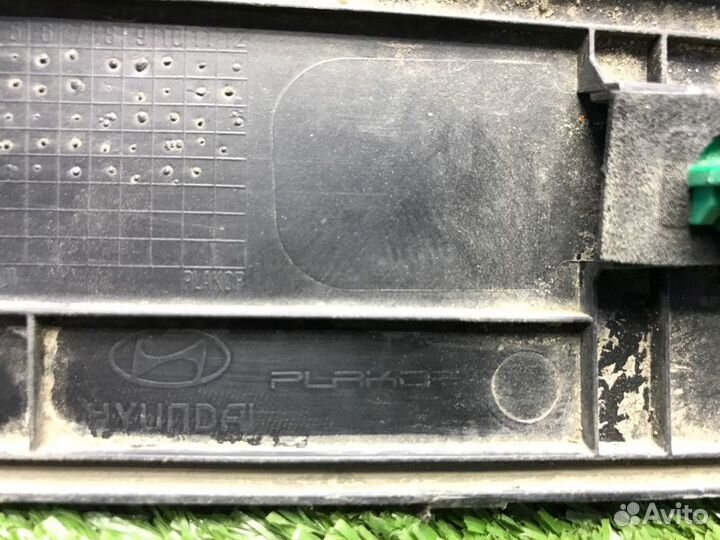 Накладка двери задняя левая Hyundai Tucson 2015