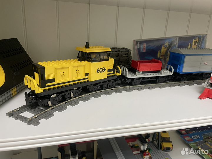 Поезд Lego 4564 Freight Rail Runner 9V 1995 года