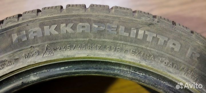 Nokian Tyres Hakkapeliitta 1 245/45 R17 99