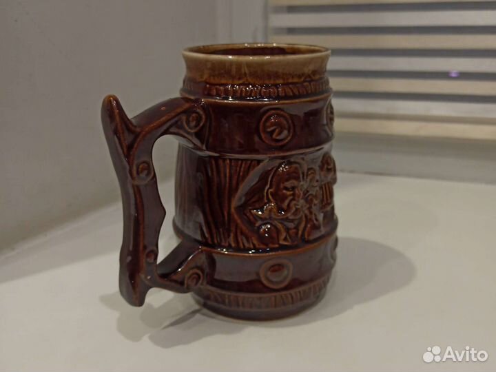 Кружка пивная 07 - бутылка 05 с пеной