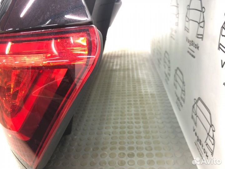 Фонарь крышки багажника задний правый Audi Q5 8R