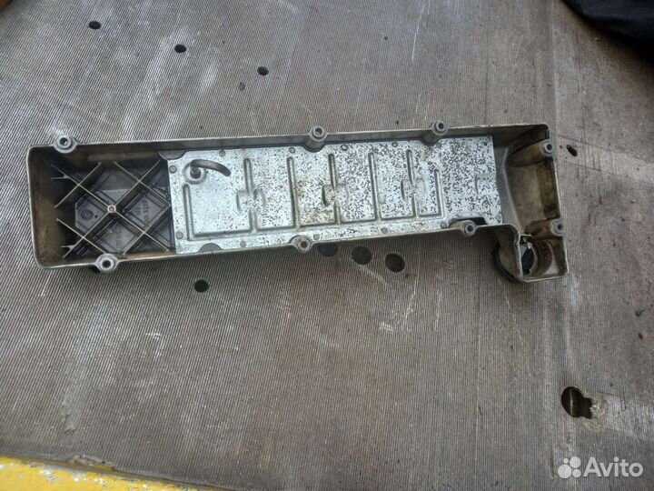 Клапанная крышка om 602.980