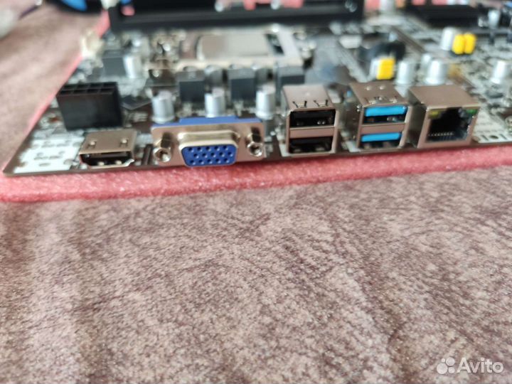 Материнская плата b75