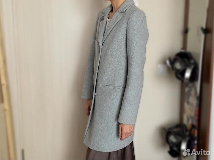 Пальто Boney James серо-голубое XS