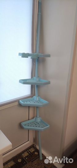 Полочки в ванную комнату