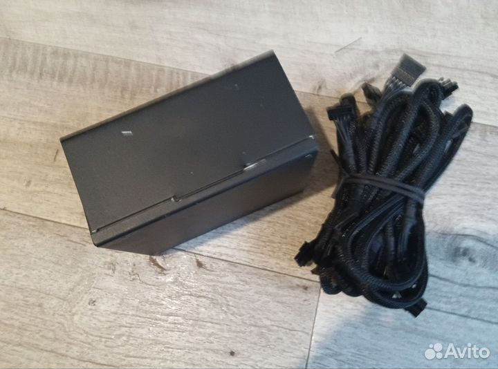 Блок питания Be Quiet 1000W