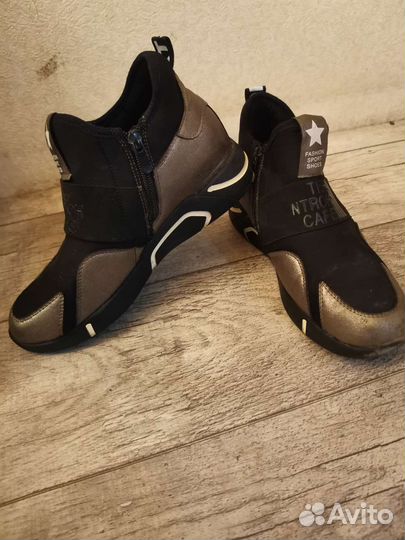 Обувь женская 38 размер