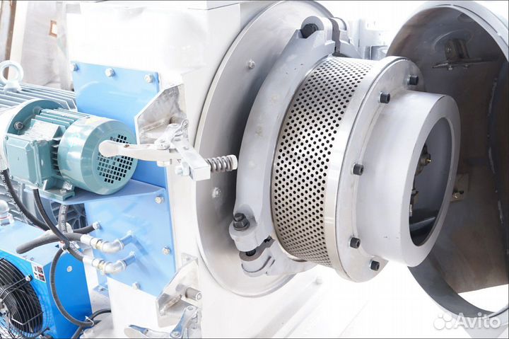 Гранулятор для комбикорма до 3 тонн в час