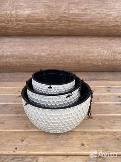 Кашпо для цветов подвесное