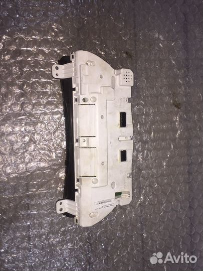 Панель приборов Toyota Camry V-40 2,4L