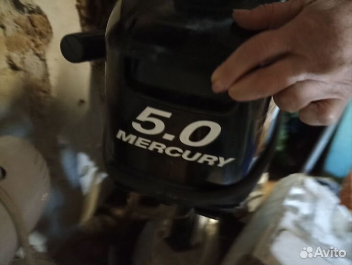 Лодка с мотором