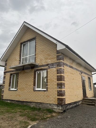 Дом 92,8 м² на участке 4 сот.