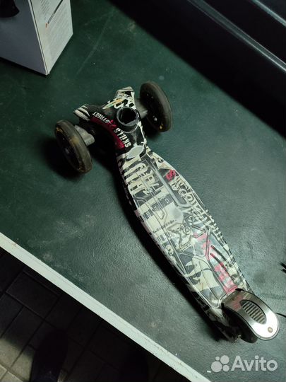 Самокат 3-х колесный maxi scouter