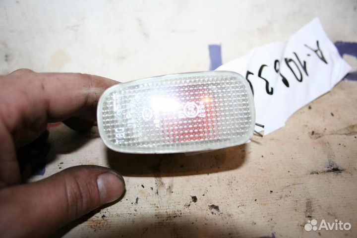 Указатель поворота левый для Toyota Land Cruiser 2