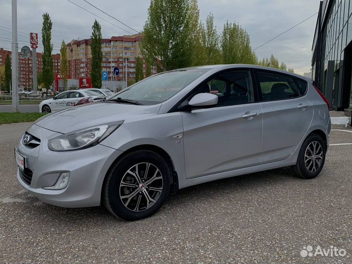 Hyundai Solaris 1.6 AT, 2012, 160 200 км