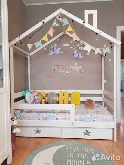 Кроватка от 2х лет берёзаТеремок высокий борт