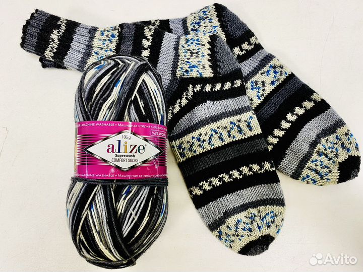 Вязанные носки ручной работы