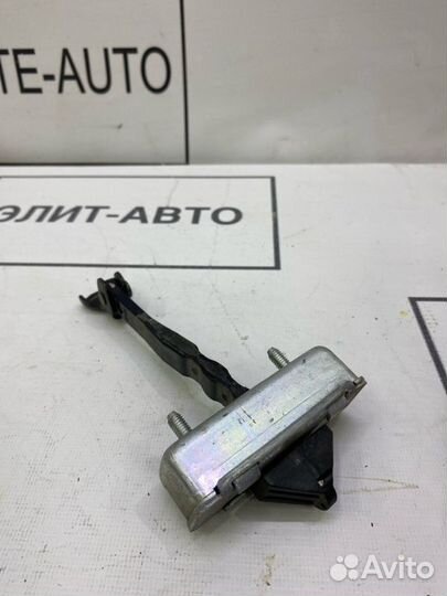 Ограничитель двери задний левый Mazda 6 GJ 2014