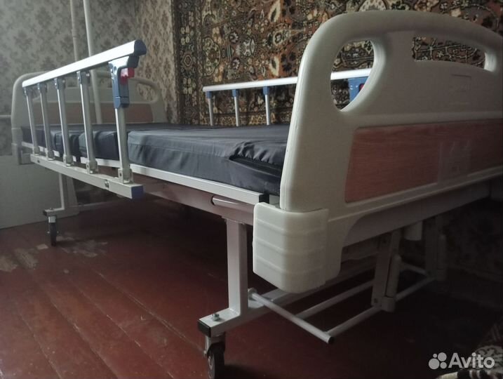 Кровать для лежачих больных