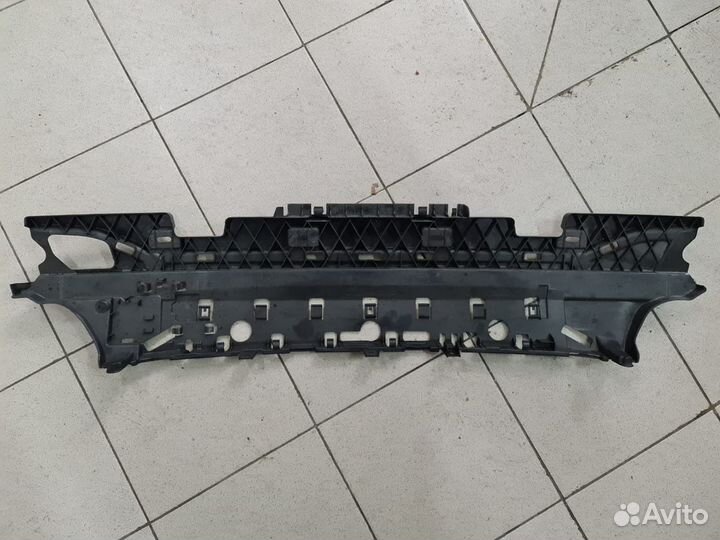 BMW 5 G30 усилитель заднего бампера