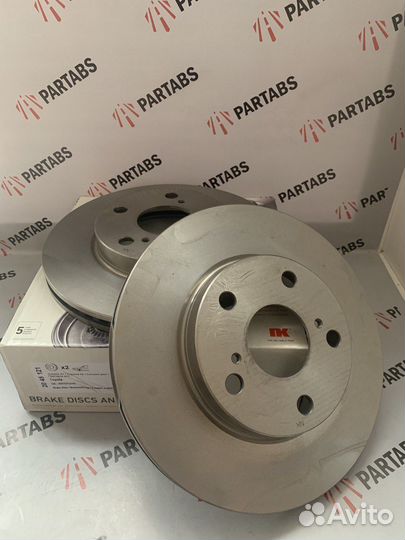 Диск тормозной передний Toyota Corolla/Auris