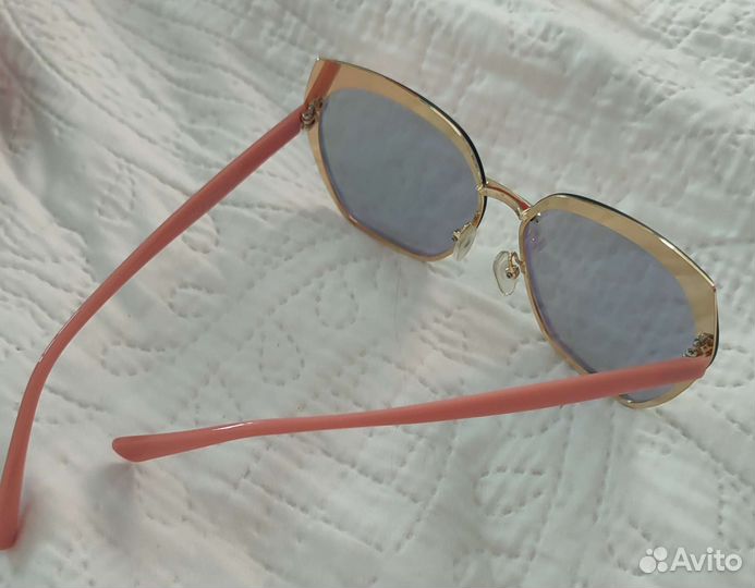 Солнцезащитные очки женские новые