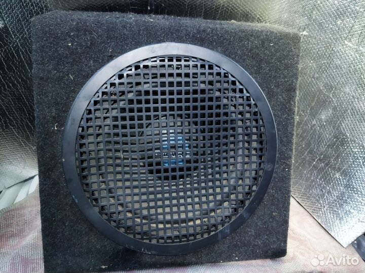 Продам сабвуфер и у усилитель