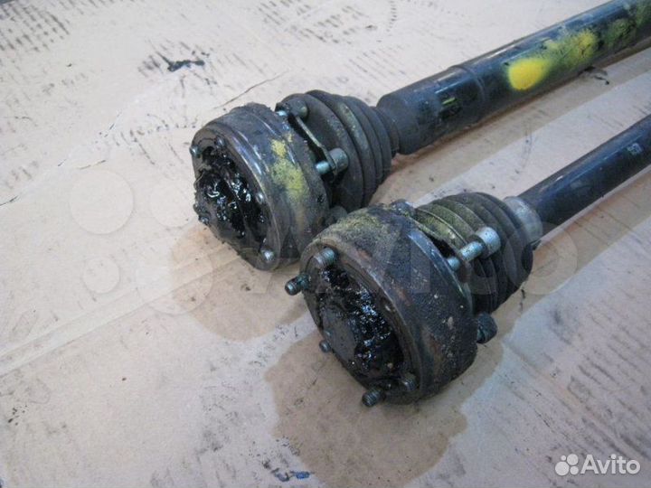 Приводной вал (полуось) VW, Seat, Skoda