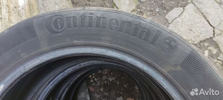 Continental ContiPremiumContact 5 215/55 R17 94V
