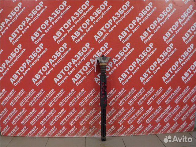 Амортизатор задний правый Mazda 3 BL Z6 2010