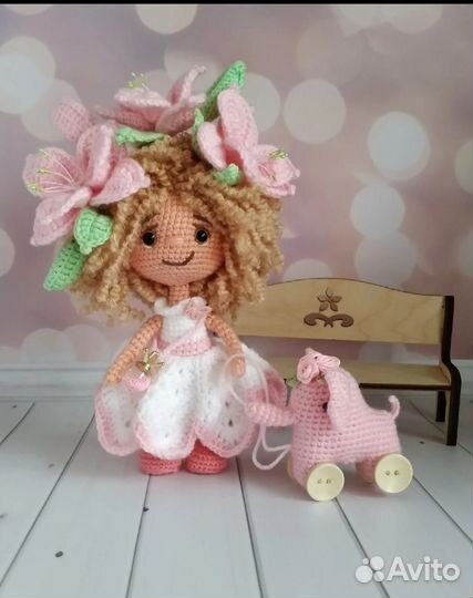 Куколка вязанная крючком