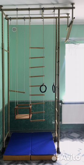 Шведская стенка с турником