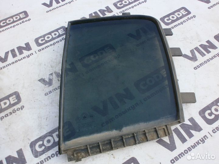 Форточка задней правой двери Джили мк кросс