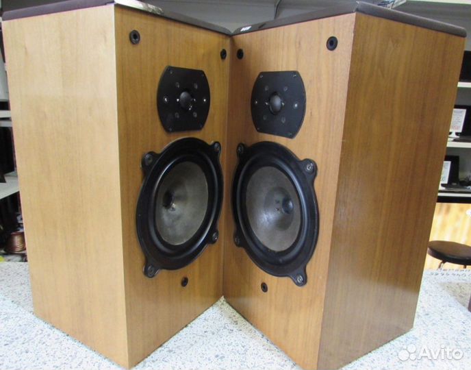 Bowers Wilkins DM22 Акустика England