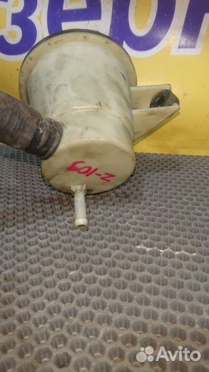 Бачок гур Ford Maverick