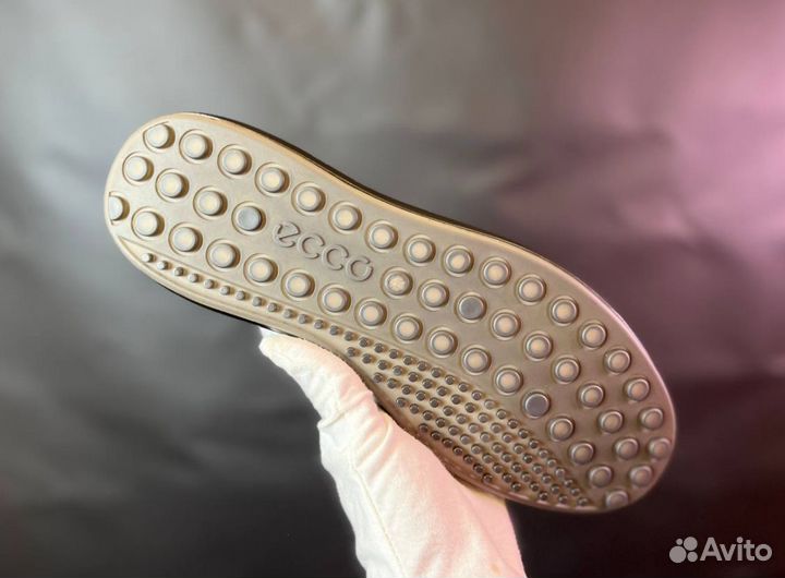 Кроссовки Ecco комфортные