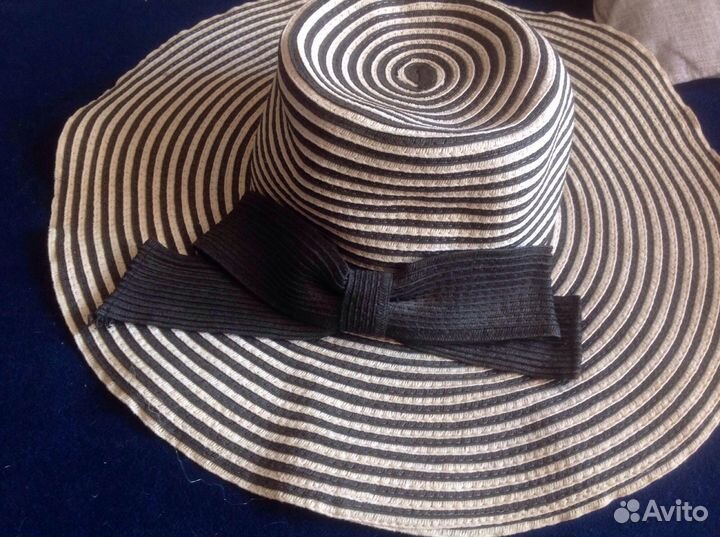 Шляпа пляжная