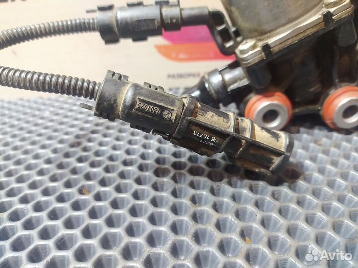 81154076000 Насос системы AdBlue